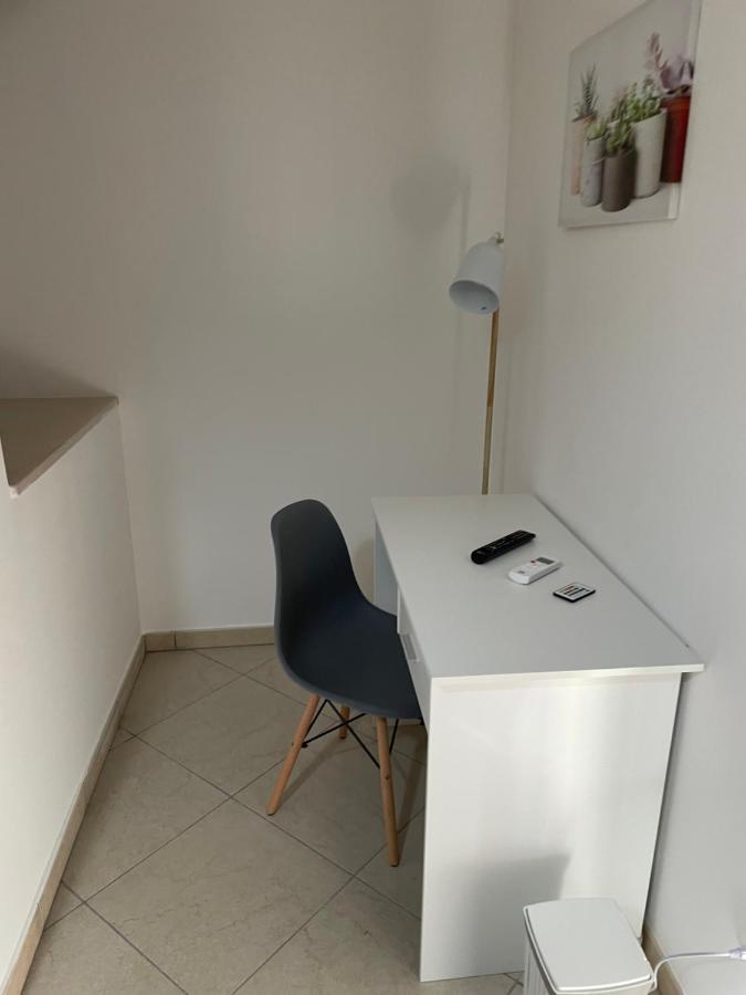 Apartamento La Dimora Dei Sogni Mesagne Exterior foto